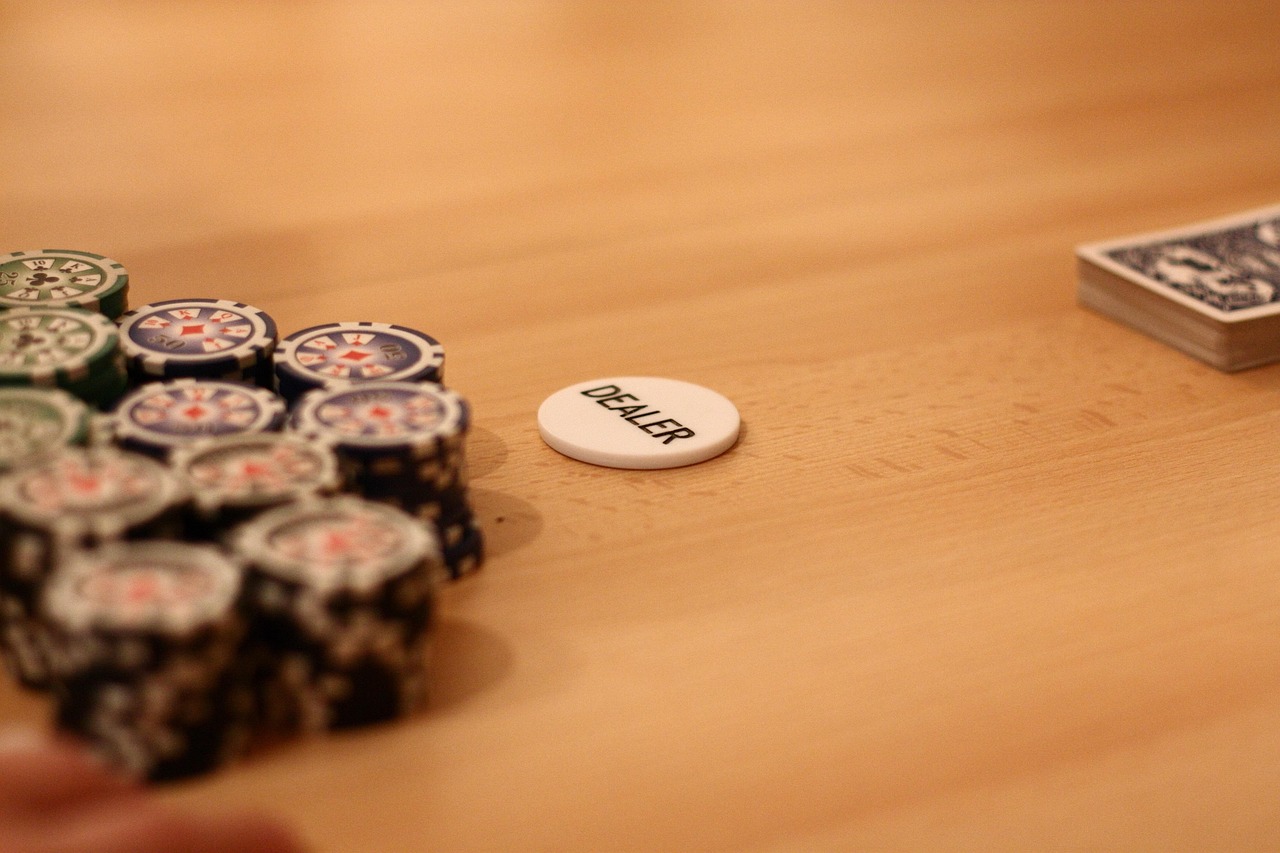 iGaming Insider: Slot Myths, Poker Tells, and Betting Smart